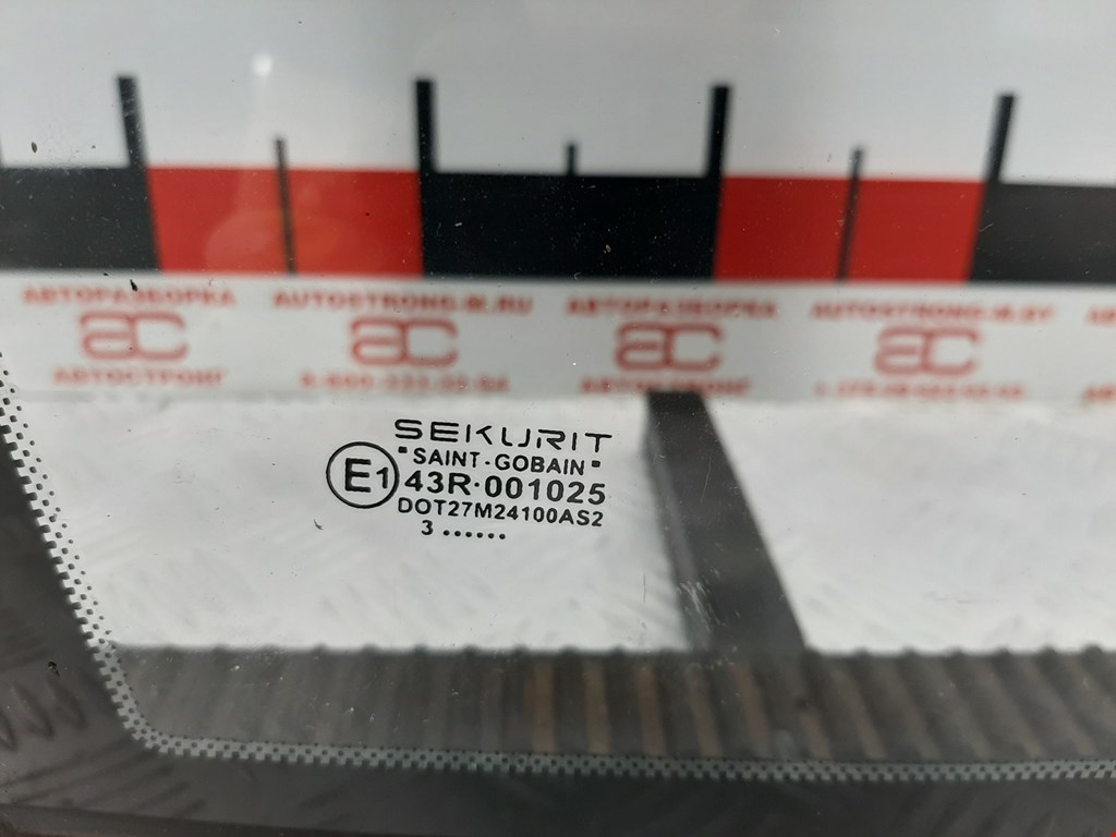 Стекло кузовное глухое левое PORSCHE Cayenne 955/957 2002-2010