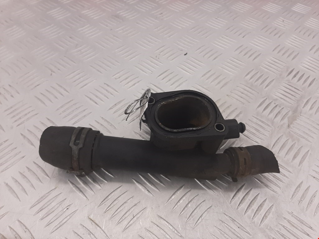 Тройник системы охлаждения SKODA Octavia A5 1Z- 2004-2013