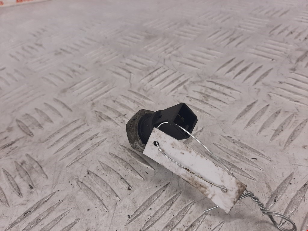 Датчик давления масла NISSAN Almera N16 2000-2006