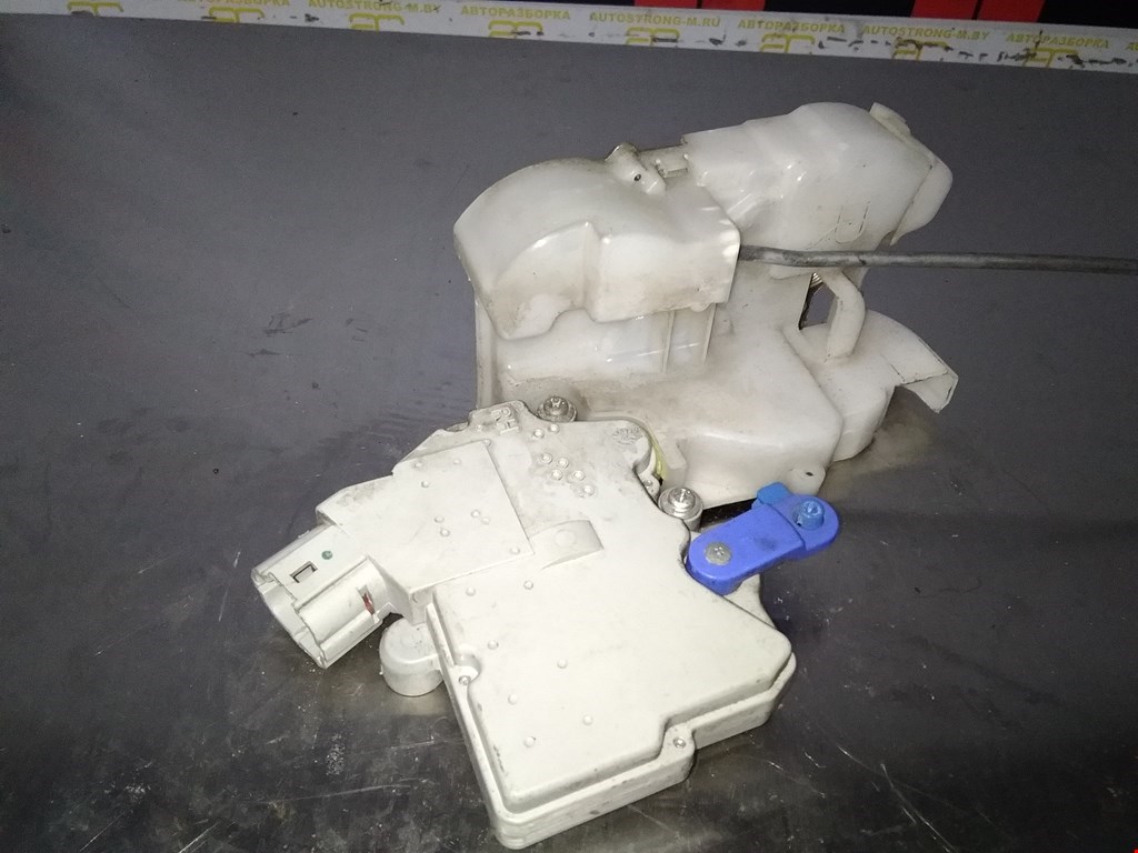 Замок двери передней правой SUBARU Impreza 2000-2007