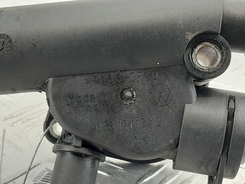 Тройник системы охлаждения VOLKSWAGEN Touran 2003-2010