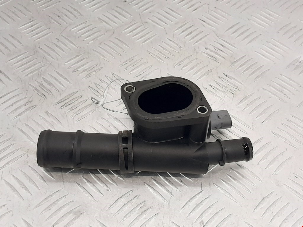 Тройник системы охлаждения VOLKSWAGEN Touran 2003-2010