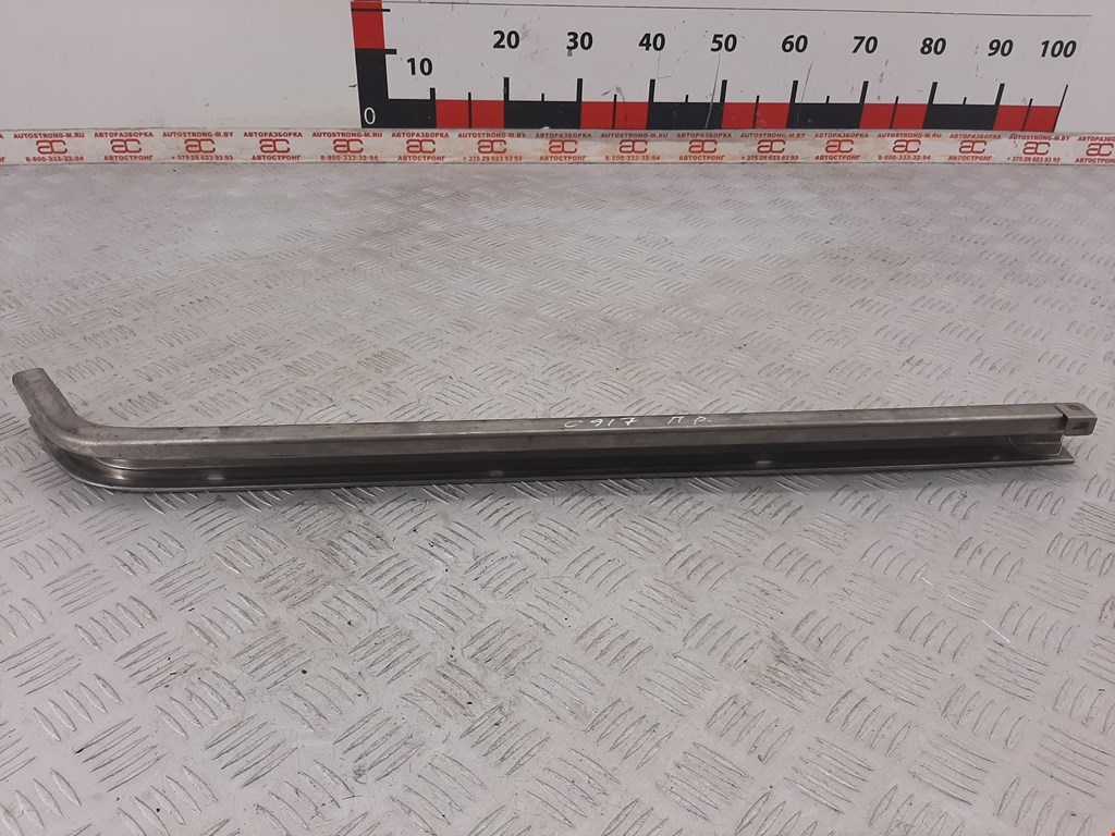 Направляющая сдвижной двери Volkswagen Caddy 4 (2015-2020)