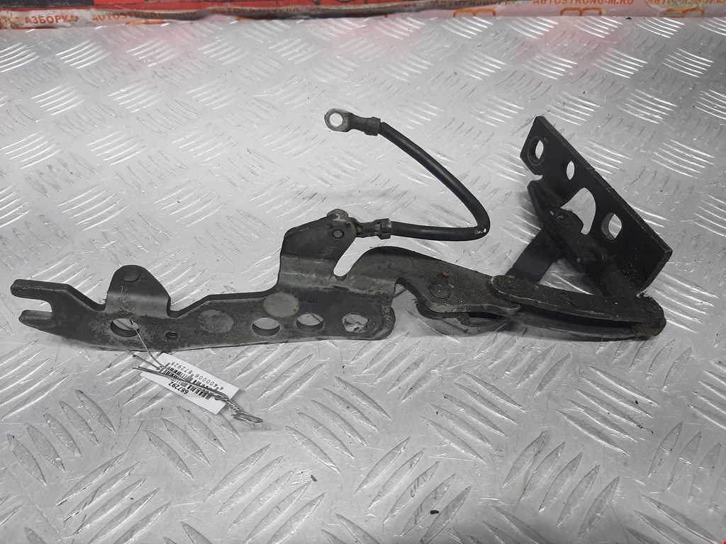 Петля капота левая/правая BMW 6er E63/E64 2003-2011