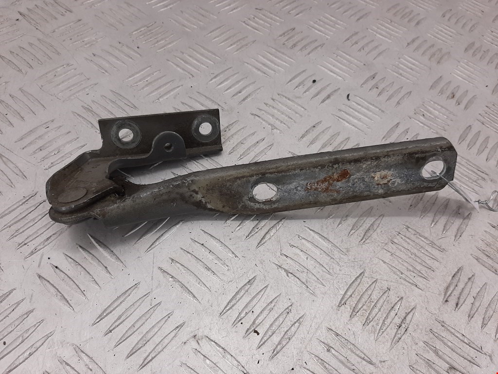 Петля капота левая/правая VOLKSWAGEN Passat B5 1997-2005