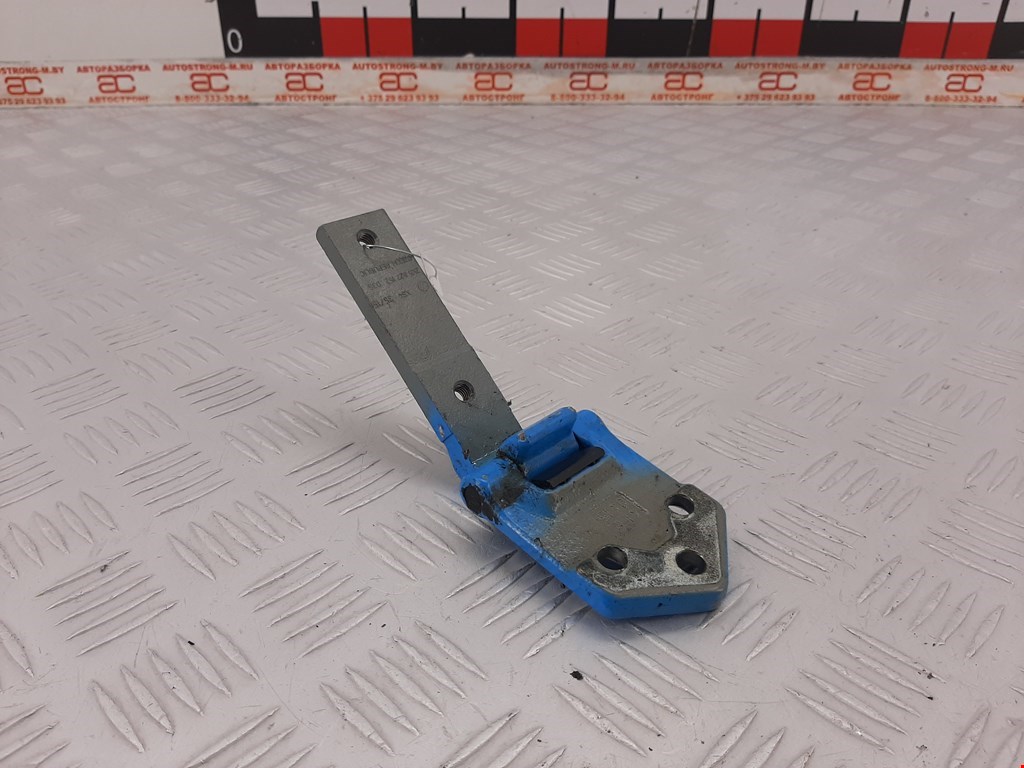 Петля двери распашной Volkswagen Caddy 4 (2015-2020)