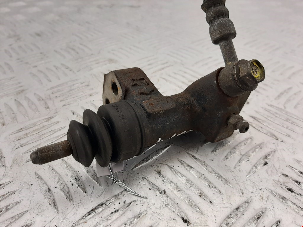 Цилиндр сцепления рабочий NISSAN Almera Tino 2000-2006