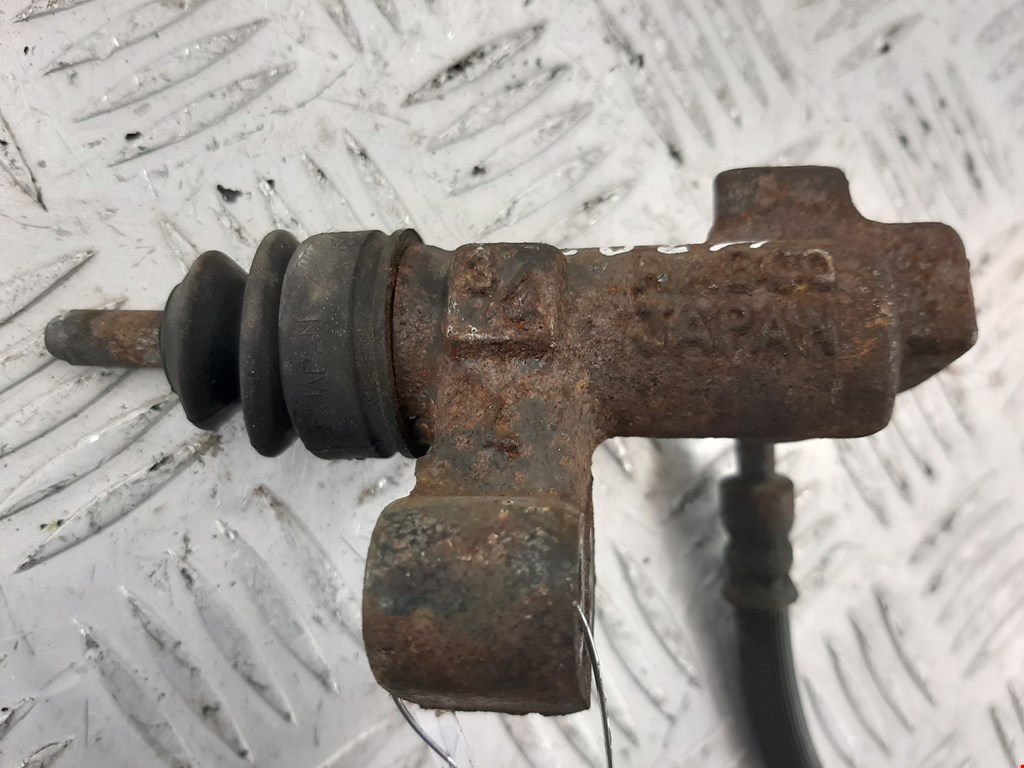 Цилиндр сцепления рабочий NISSAN Almera Tino 2000-2006