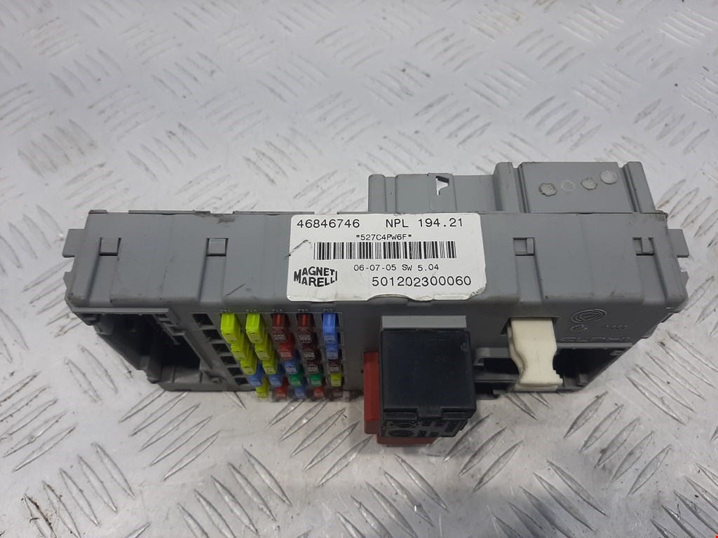 Датчик уровня в бачок омывателя FIAT Croma 2005-2010