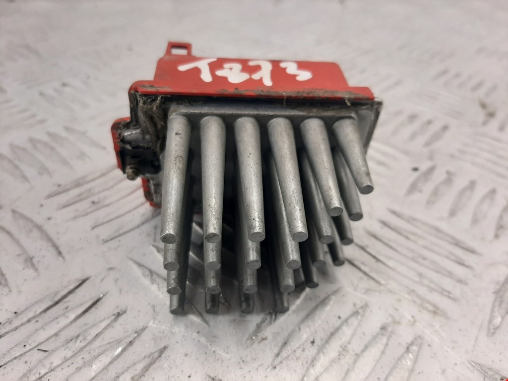 Резистор отопителя (сопротивление печки) AUDI A4 B5 1995-2001