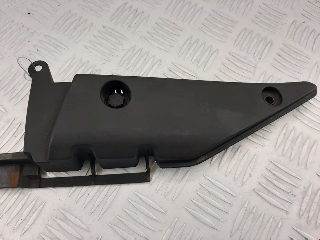 Кронштейн (крепление) радиатора BMW X5 E53 1999-2006