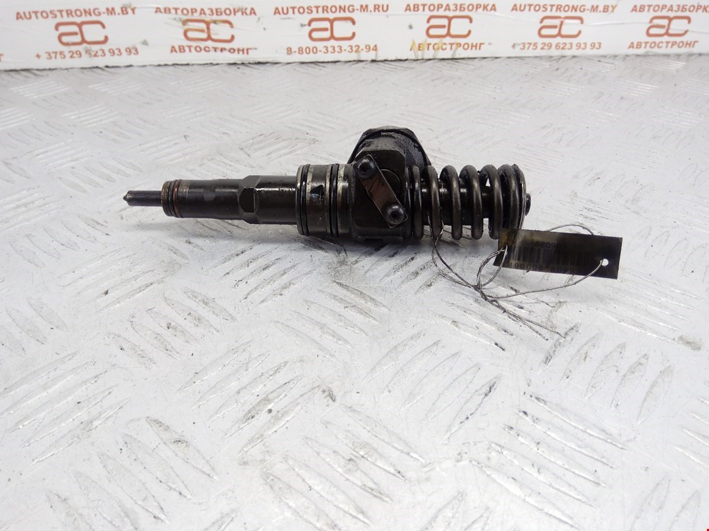 Форсунка дизельная электрическая VOLKSWAGEN Jetta V 2005-2011