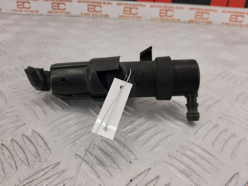 Форсунка омывателя фары BMW 7-Series (E65/E66) (2001-2008)