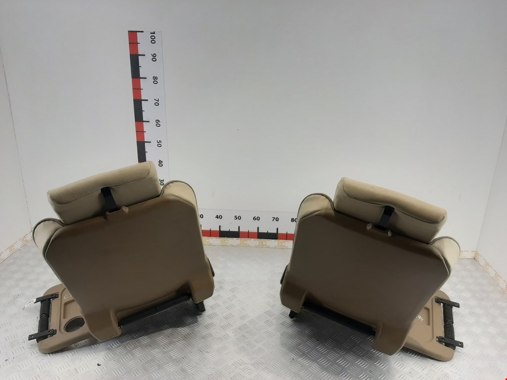 Комплект (К-кт) сидений LAND ROVER Discovery II 1998-2004