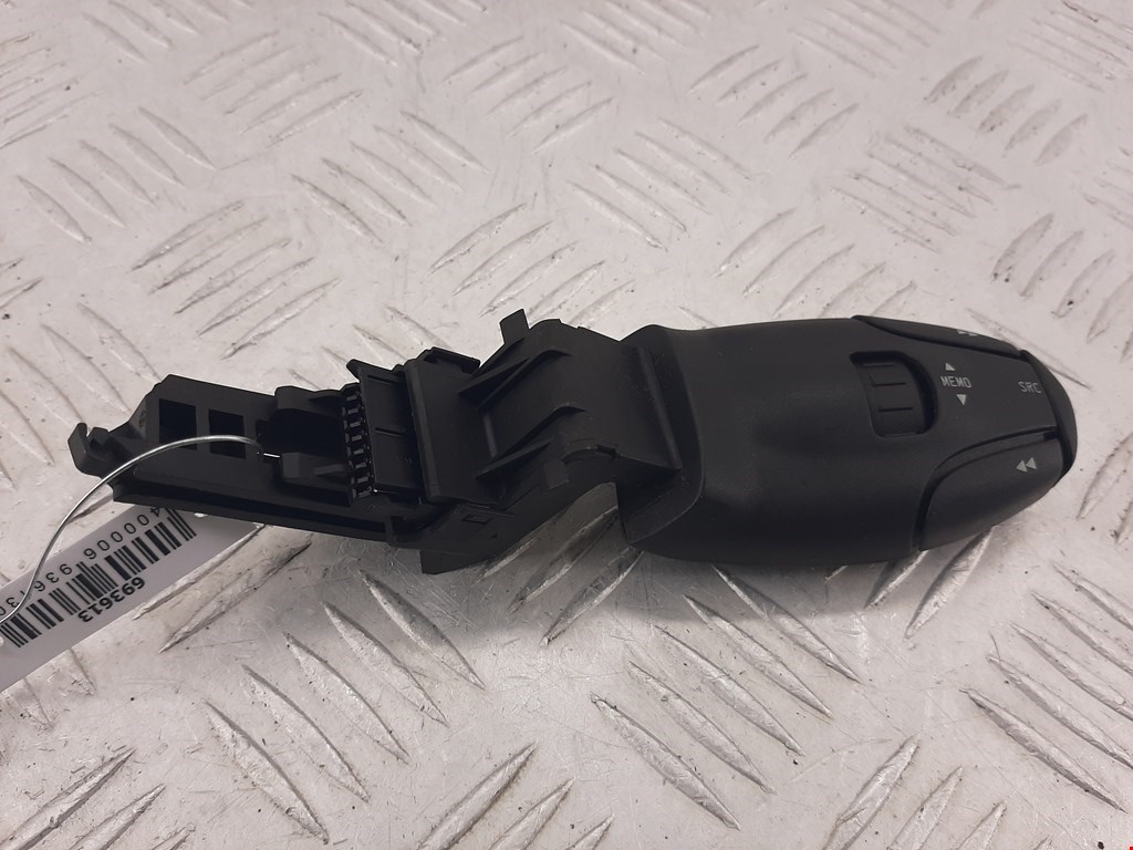 Переключатель подрулевой управления магнитолой CITROEN C5 I 2001-2008