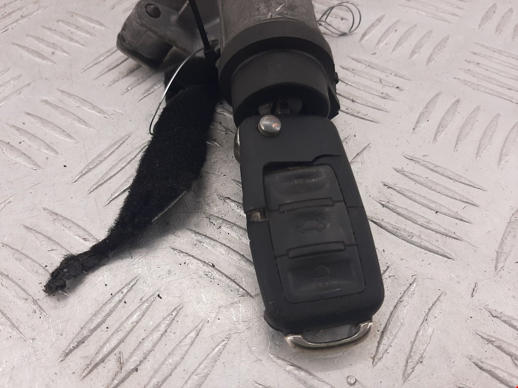 Замок зажигания VOLKSWAGEN Passat B5 1997-2005