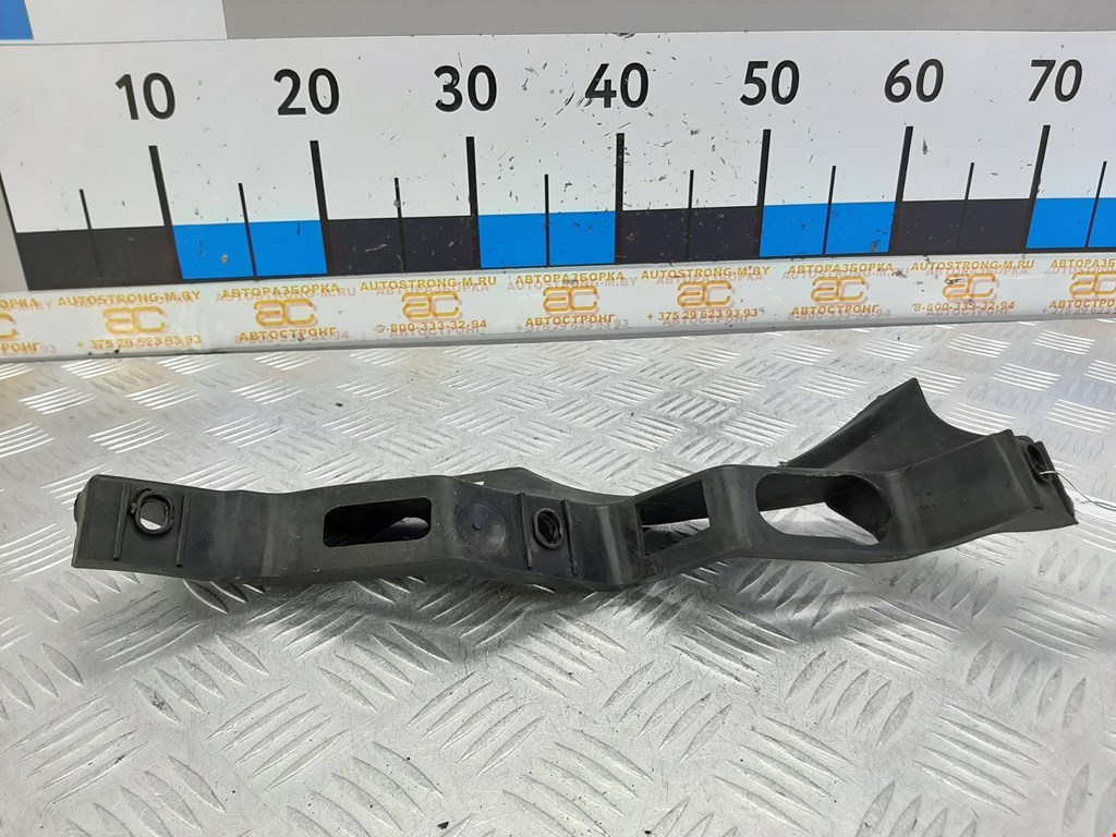 Кронштейн переднего бампера правый VOLKSWAGEN Passat B6 2005-2011