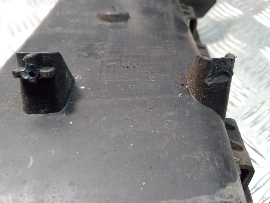 Воздуховод BMW 3er E90/E91 2005-2012