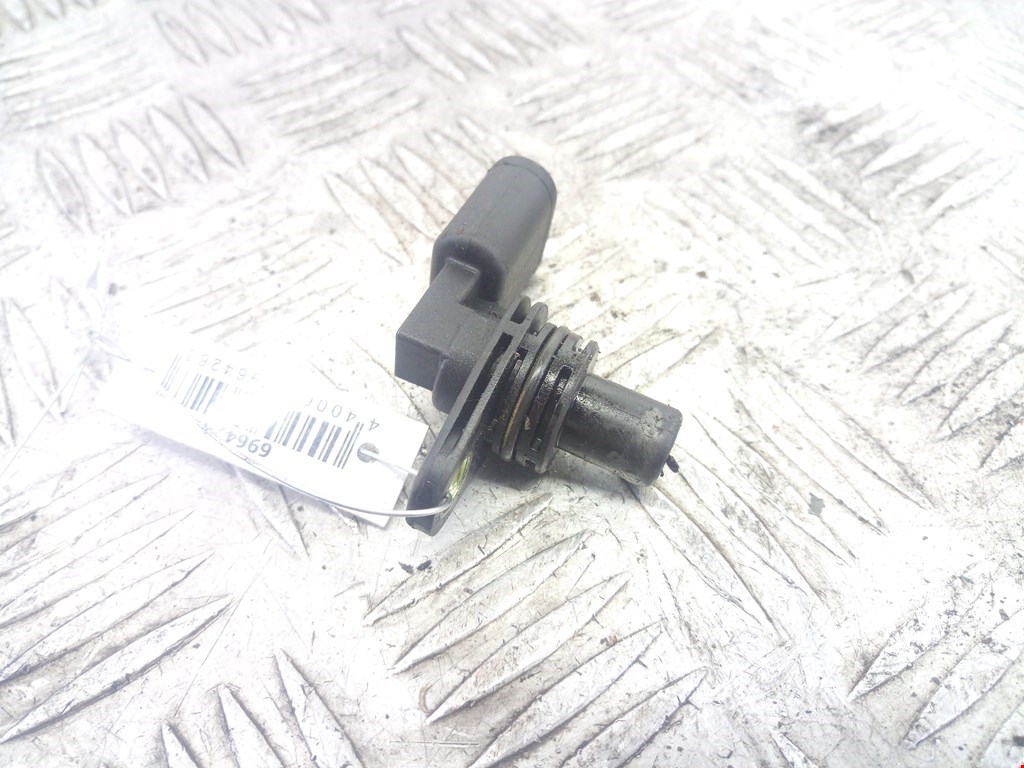 Датчик положения распредвала VOLKSWAGEN Golf IV 1997-2003