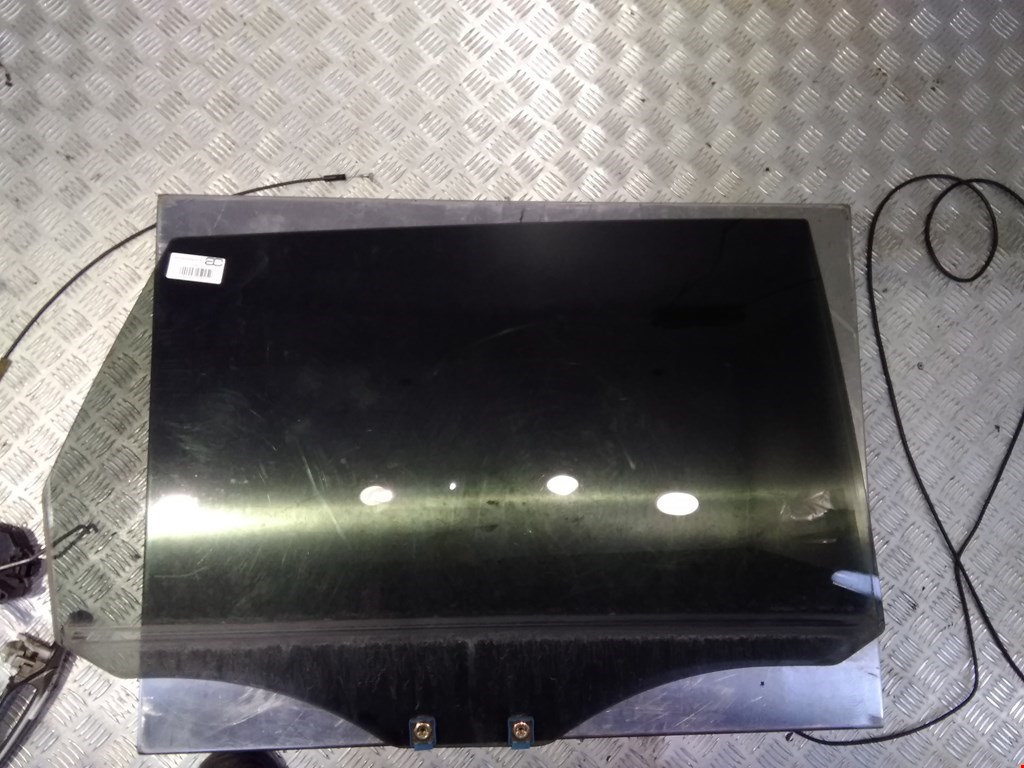 Стекло двери заднее правое MITSUBISHI Grandis 2003-2011