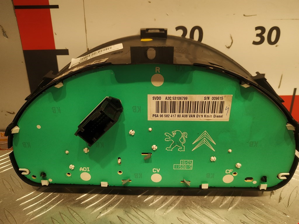 Панель приборов (щиток) PEUGEOT 1007 2005-2009