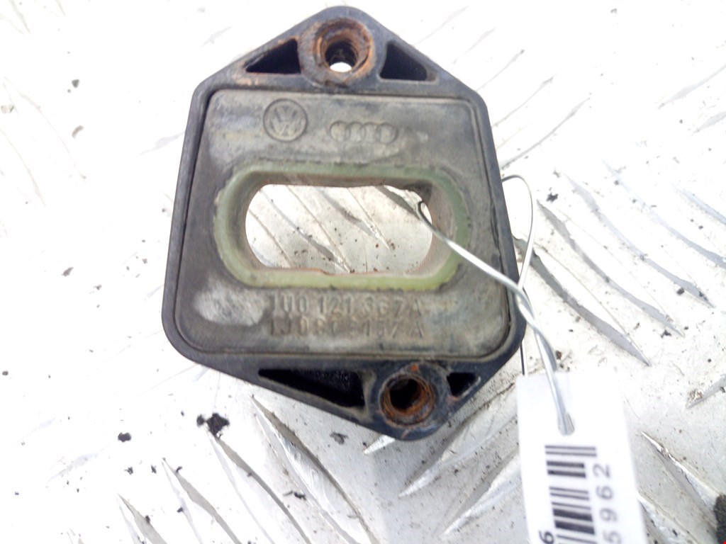 Кронштейн (крепление) радиатора SEAT Leon 1999-2005