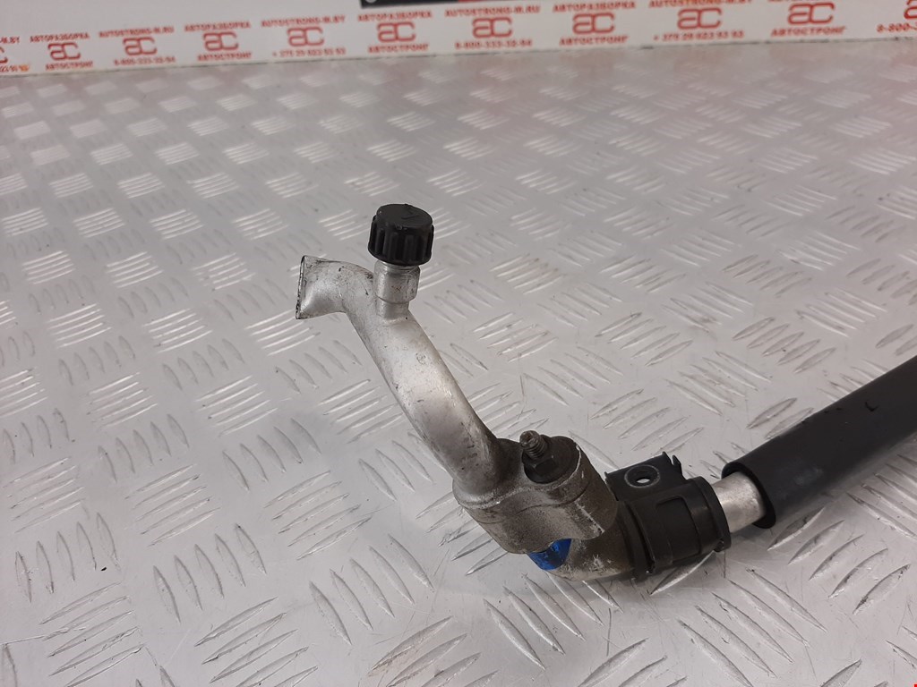 Трубка кондиционера KIA Sorento 2002-2009