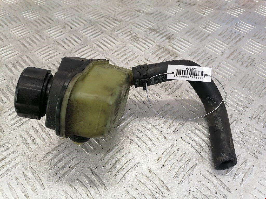 Бачок ГУР (гидроусилителя) VOLVO V50 I 2004-2012