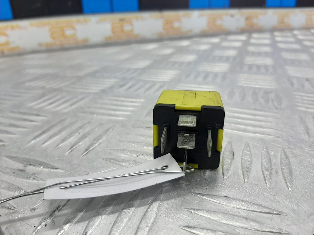 Реле RENAULT Kangoo 1997-2008