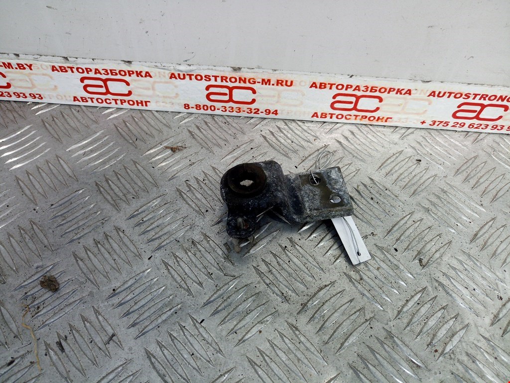 Кронштейн (крепление) радиатора MAZDA Premacy CP 1999-2004