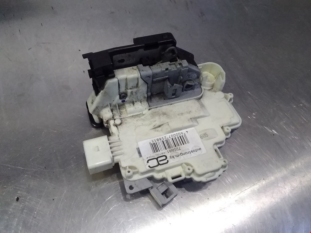 Замок двери передней правой VOLKSWAGEN Passat B7 2011-2015