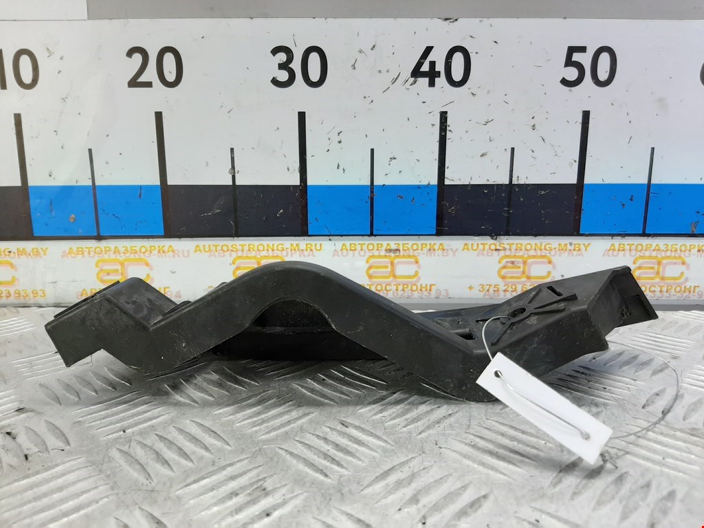 Кронштейн переднего бампера левый VOLKSWAGEN Touran 2003-2010