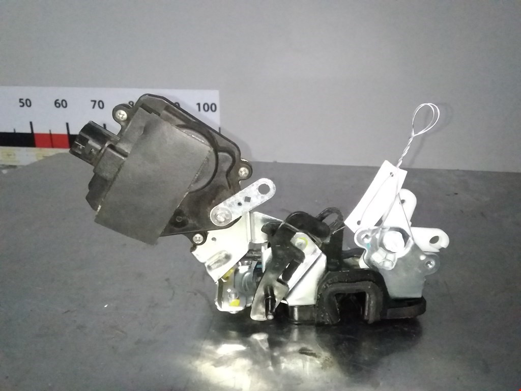 Замок двери задней правой KIA Sportage II 2004-2010