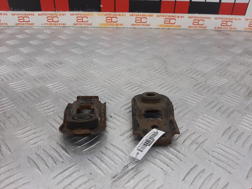 Кронштейн (крепление) радиатора SUBARU Outback 2003-2009