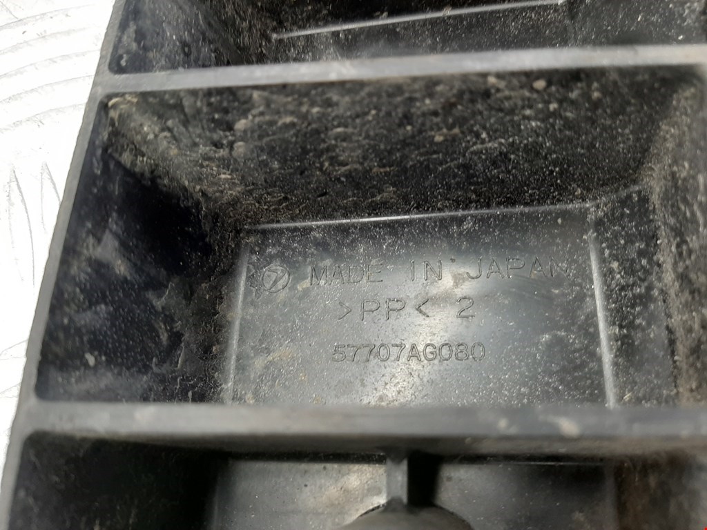 Кронштейн переднего бампера центральный SUBARU Legacy 2003-2009