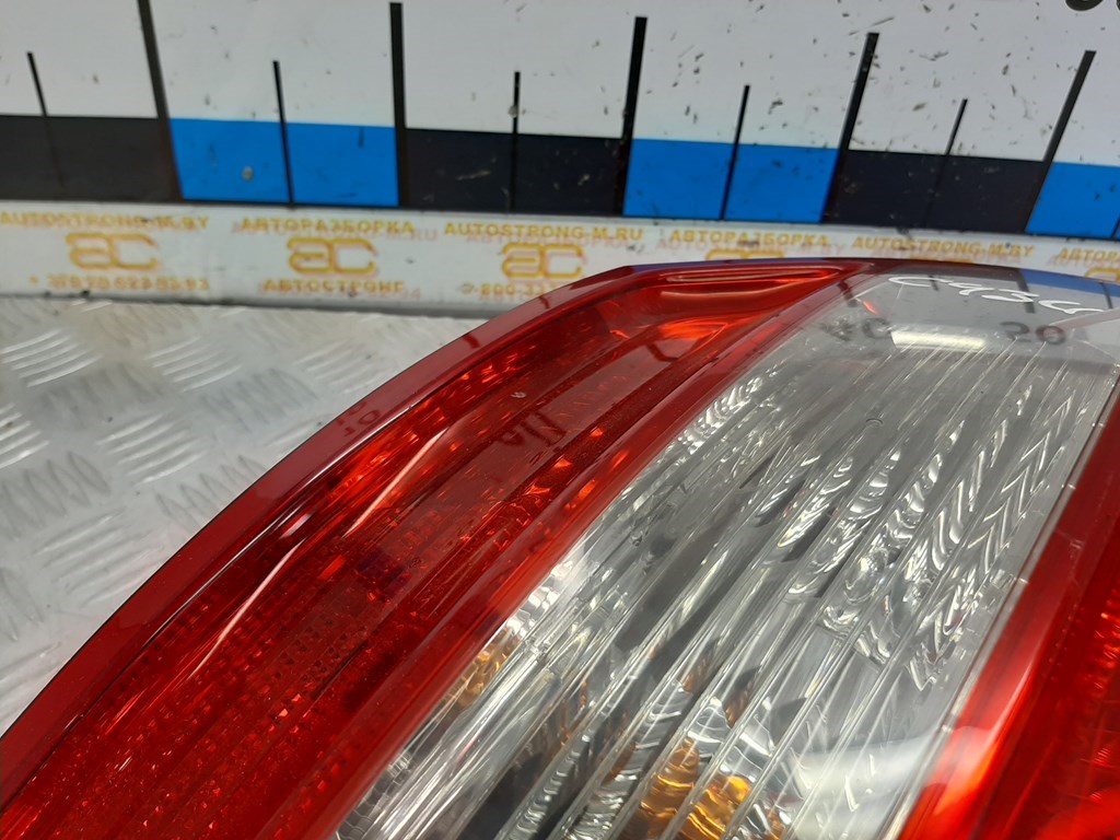 Фонарь задний левый MERCEDES-BENZ C-Class C-klasse W204 2007-2015