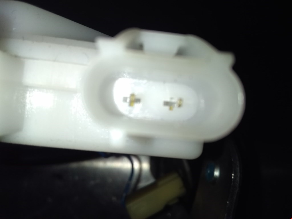 Замок багажника (крышки двери) MITSUBISHI Lancer X CX, CY,CZ 2007-2017