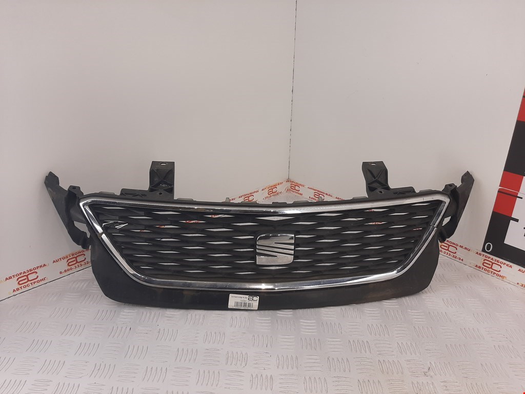 Решетка радиатора SEAT Toledo 2012-2019