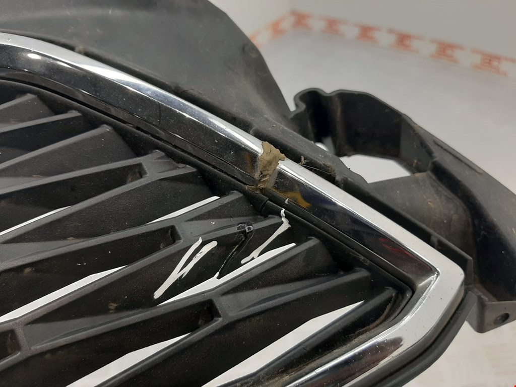 Решетка радиатора SEAT Toledo 2012-2019