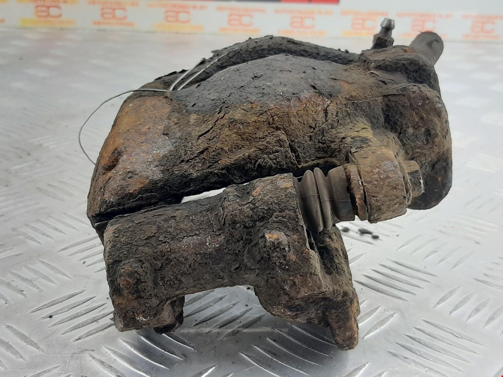 Суппорт передний правый PEUGEOT Partner 2008-2018