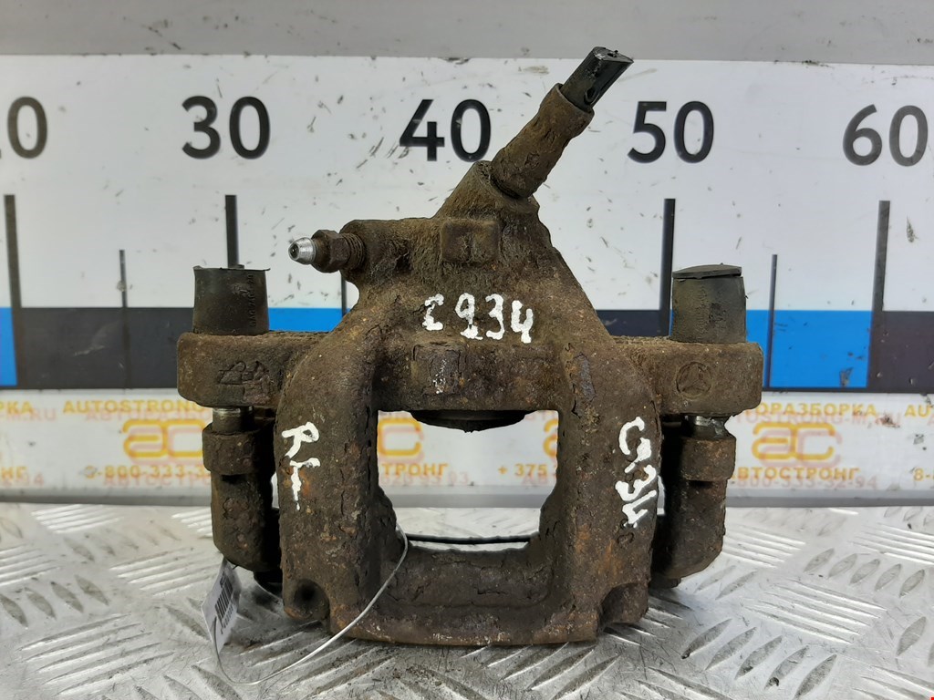 Суппорт задний левый MERCEDES-BENZ C-Class C-klasse W204 2007-2015