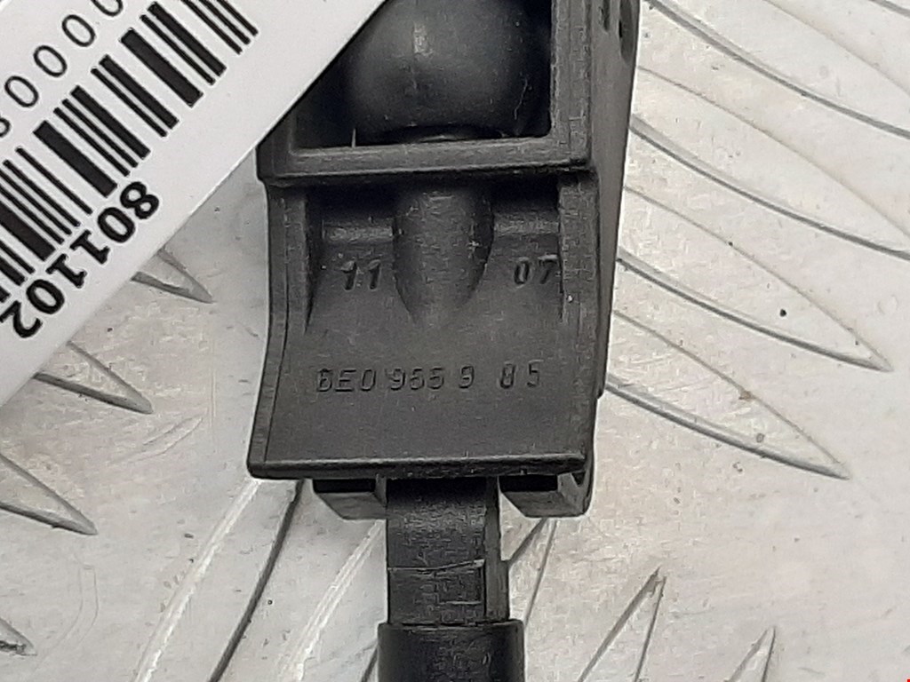 Форсунка омывателя лобового стекла SKODA Superb 2002-2008