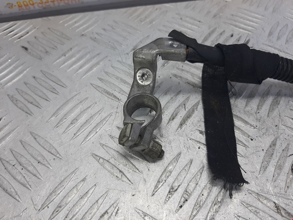 Клемма аккумулятора (плюс) + MERCEDES-BENZ M-Class W163 ML 1997-2005