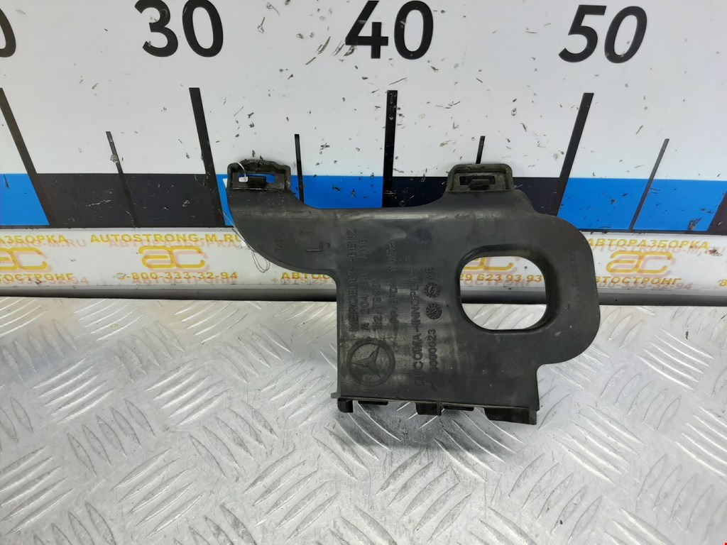 Кронштейн переднего бампера левый MERCEDES-BENZ C-Class C-klasse W204 2007-2015