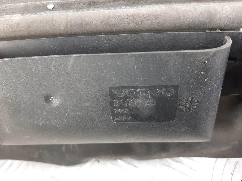 Пыльник (кузов наружные) VOLVO V70 II 2000-2007