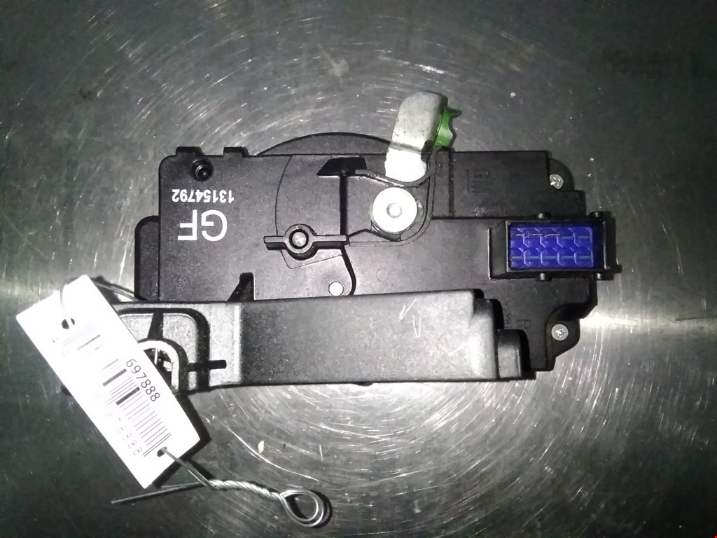 Замок двери передней правой OPEL Combo C 2001-2011