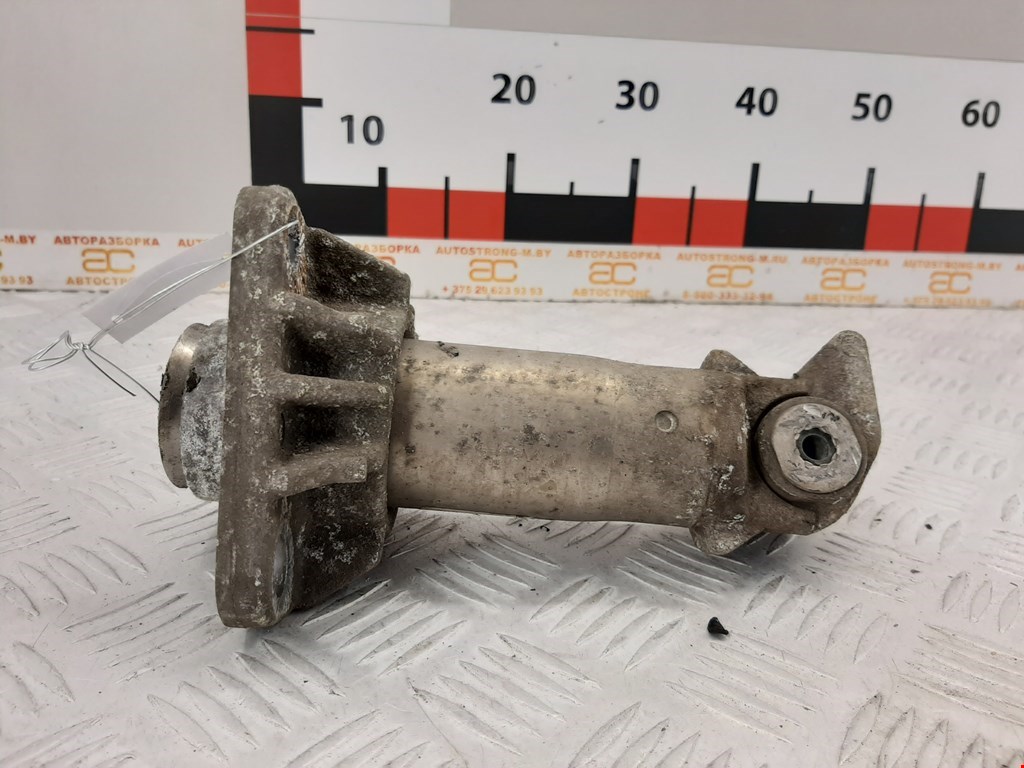 Отбойник бампера передний левый Audi A4 B6 (2000-2006)