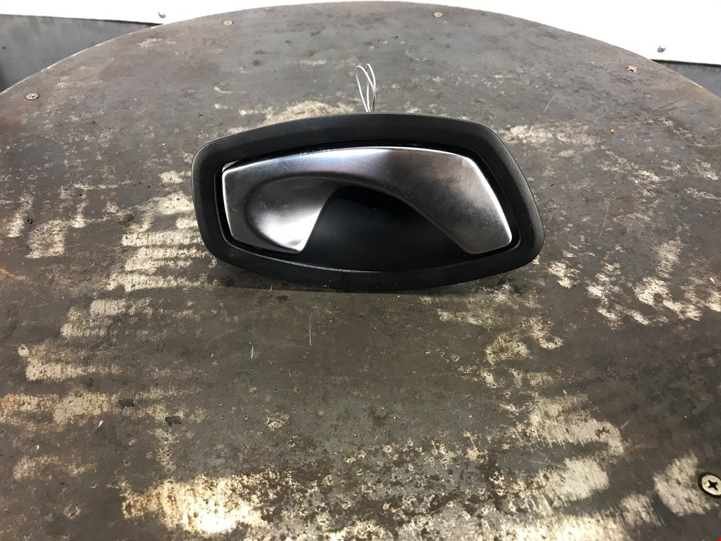 Ручка дверная передняя внутренняя правая RENAULT Megane III 2009-2016