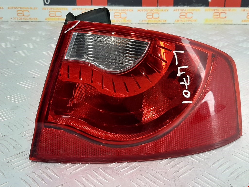 Фонарь задний правый SEAT Exeo 2008-2013