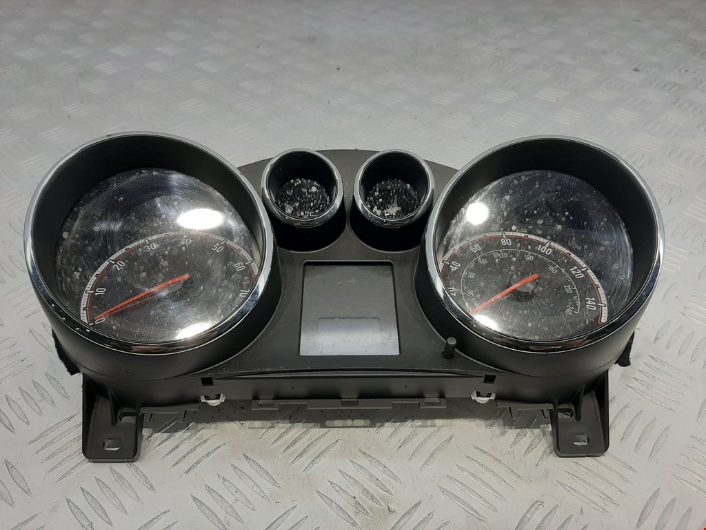 Панель приборов (щиток) OPEL Meriva B 2010-2018